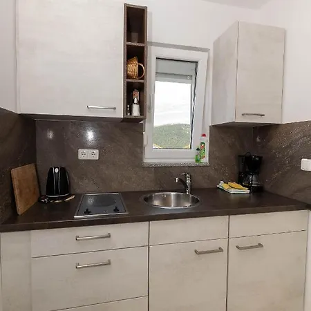 Dea Apartment *