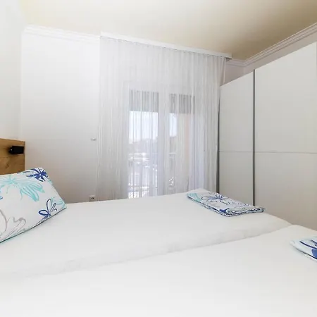 Dea Цриквеница