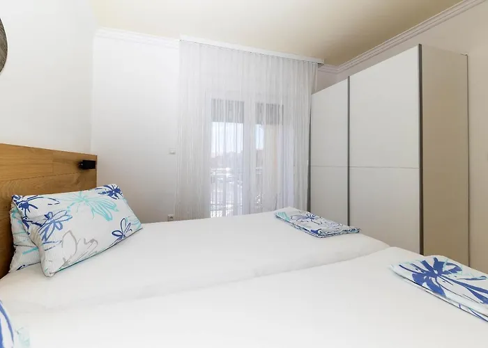 Dea קריקווניצה