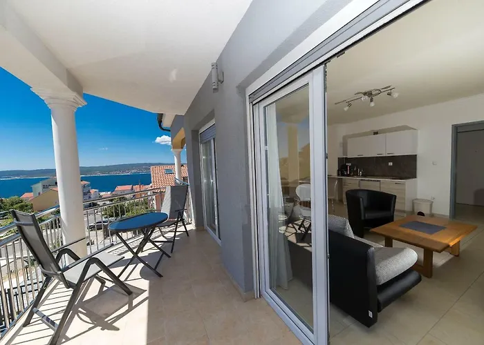 Dea * קריקווניצה