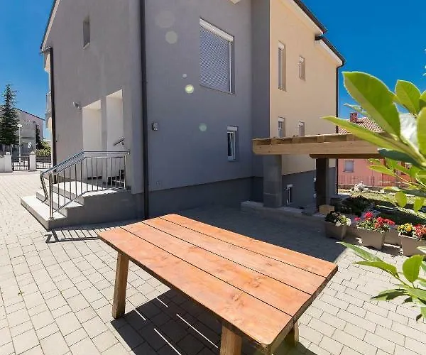 Dea דירה קריקווניצה